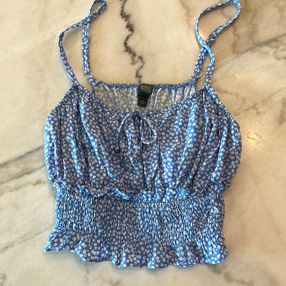 Wild Fable Daisy Top